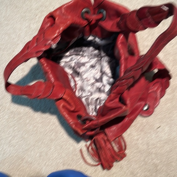 Junior Drake soft Deep Red Leather handbag - Picture 4 of 11